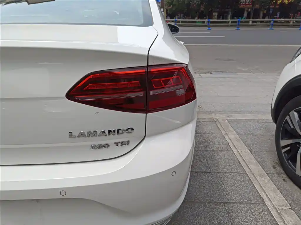 Volkswagen Lamando 2019 280TSI DSG Comfort Edition China V фото 8