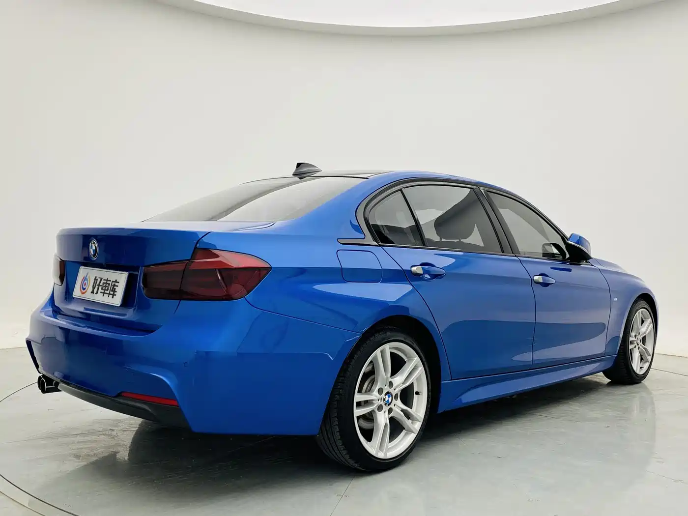 BMW 3 Series 2017 320Li M Sport фото 4