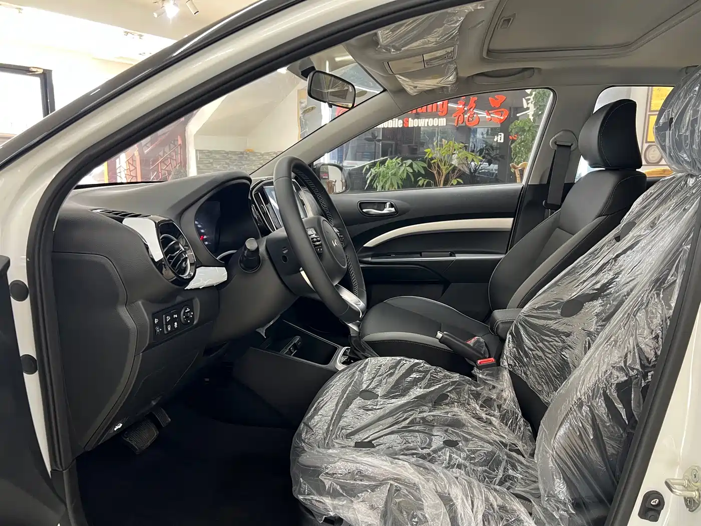 Kia KX1 2025 2021 1.4L CVT Fun Sunroof Version