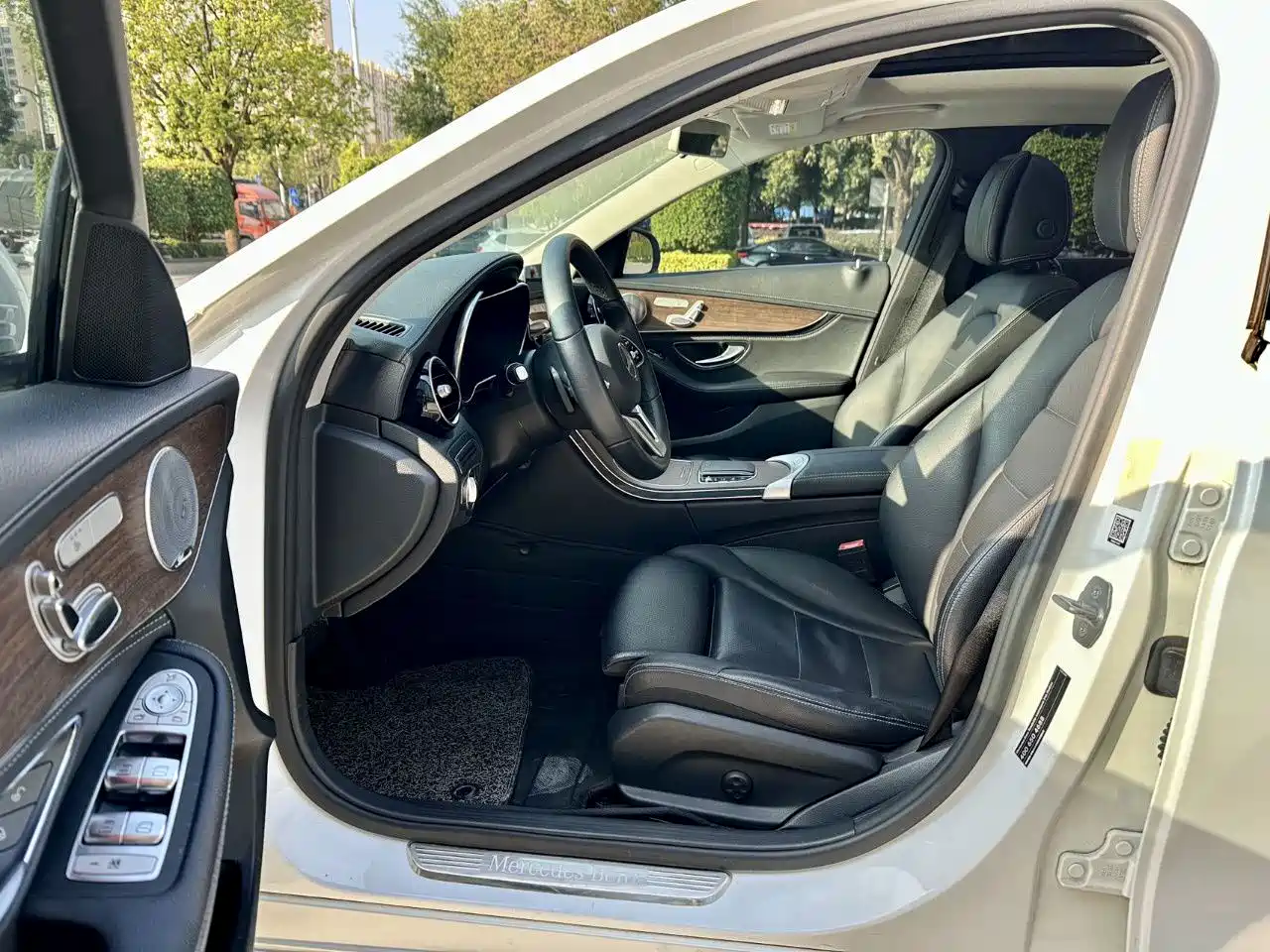 Mercedes-Benz C-Class 2019 Facelift C 260 L Sport фото 4