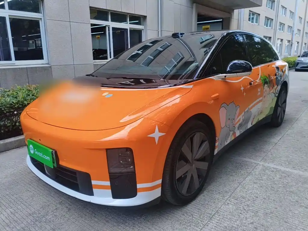 Photo 2 - Li Auto i6