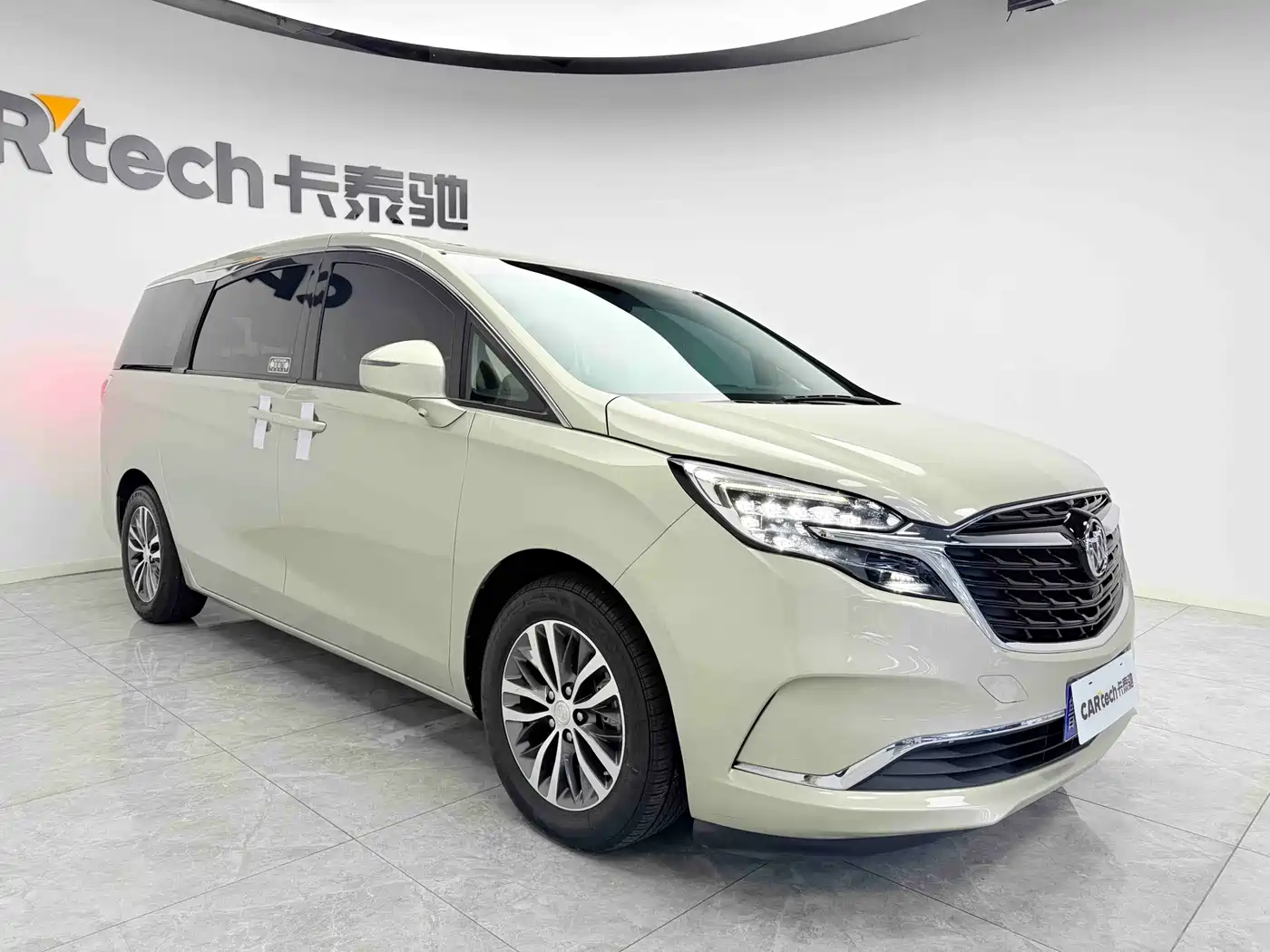 Buick GL8 2022 ES Landmark 653T Comfort фото 3