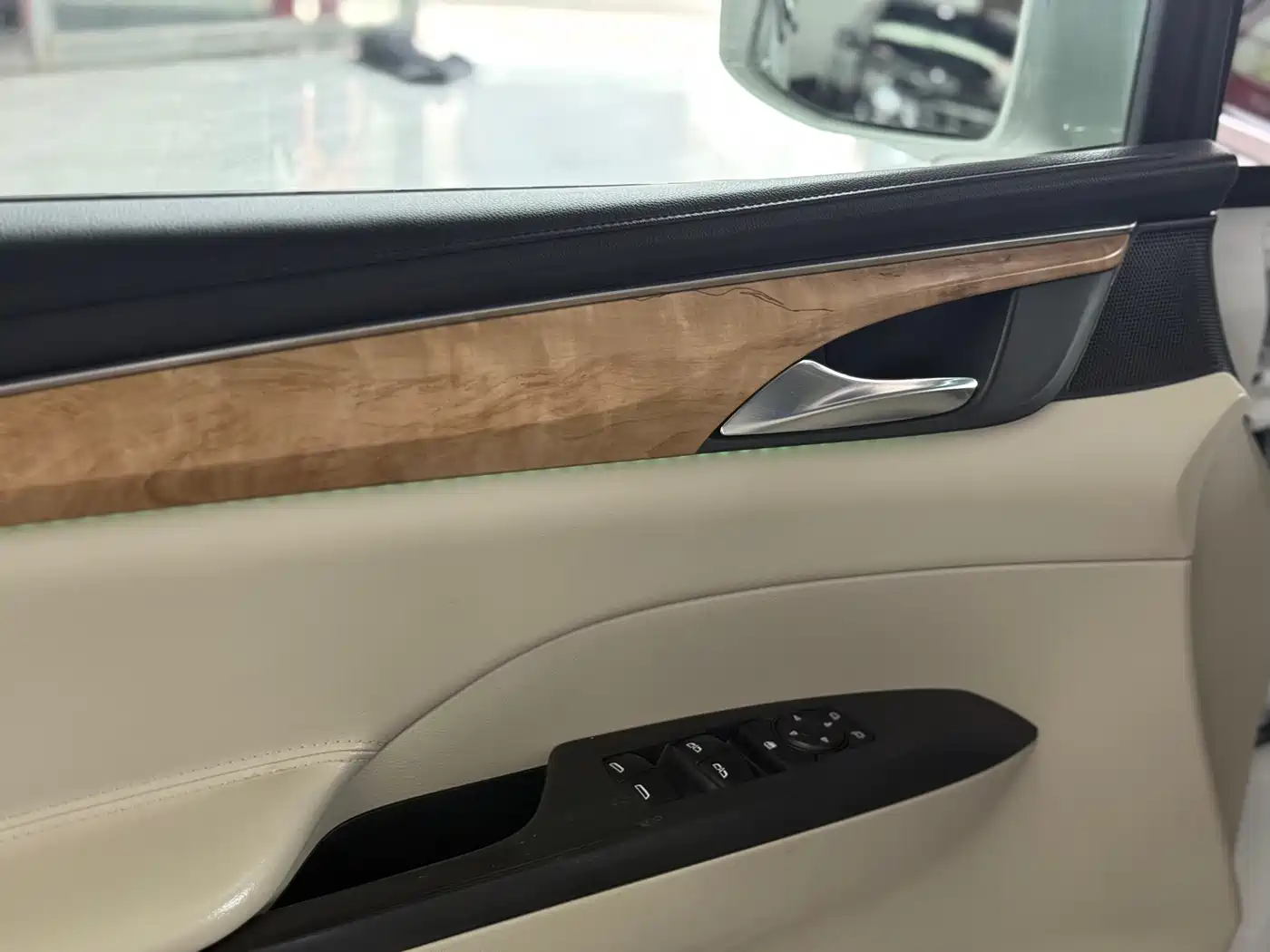 Buick GL8 2018 ES 28T Comfort Type China VI фото 6