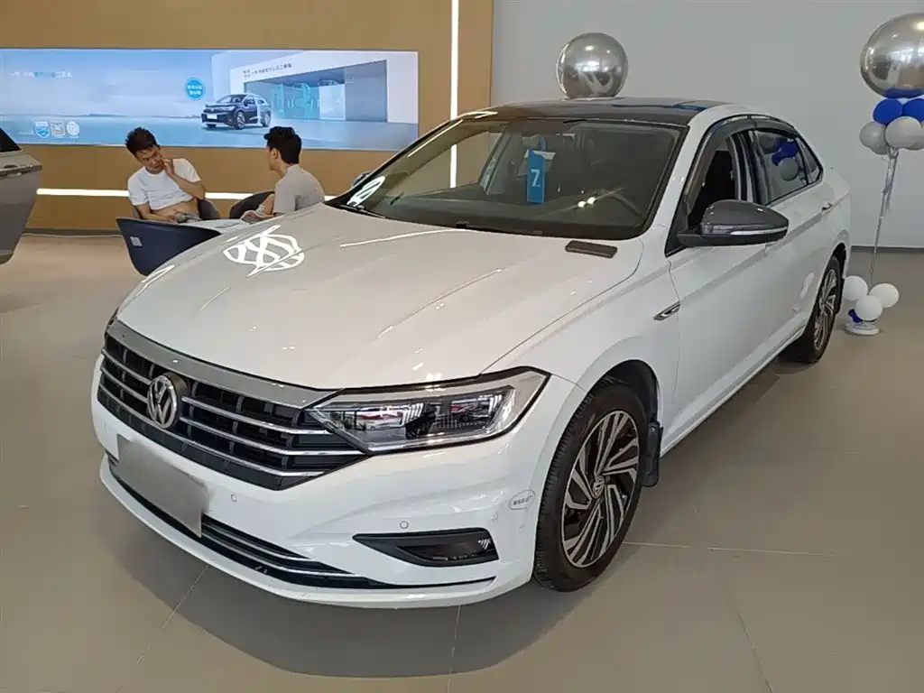 Volkswagen Sagitar 2019 280TSI DSG Luxury Edition China VI фото 2
