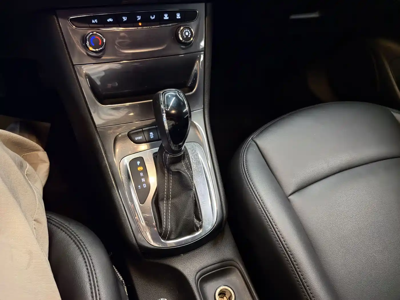 Buick Verano 2016 Hatchback 15S Auto Progressive фото 12