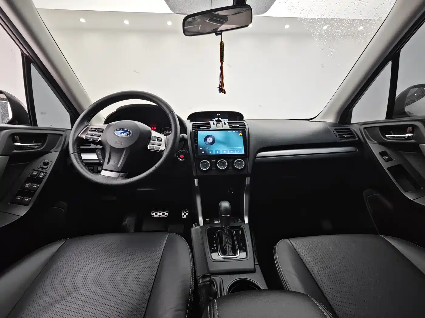 Subaru Forester 2013 2.5i Automatic Premium Edition фото 9