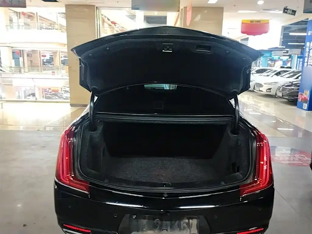 Cadillac XTS 2018 28T Technology фото 19