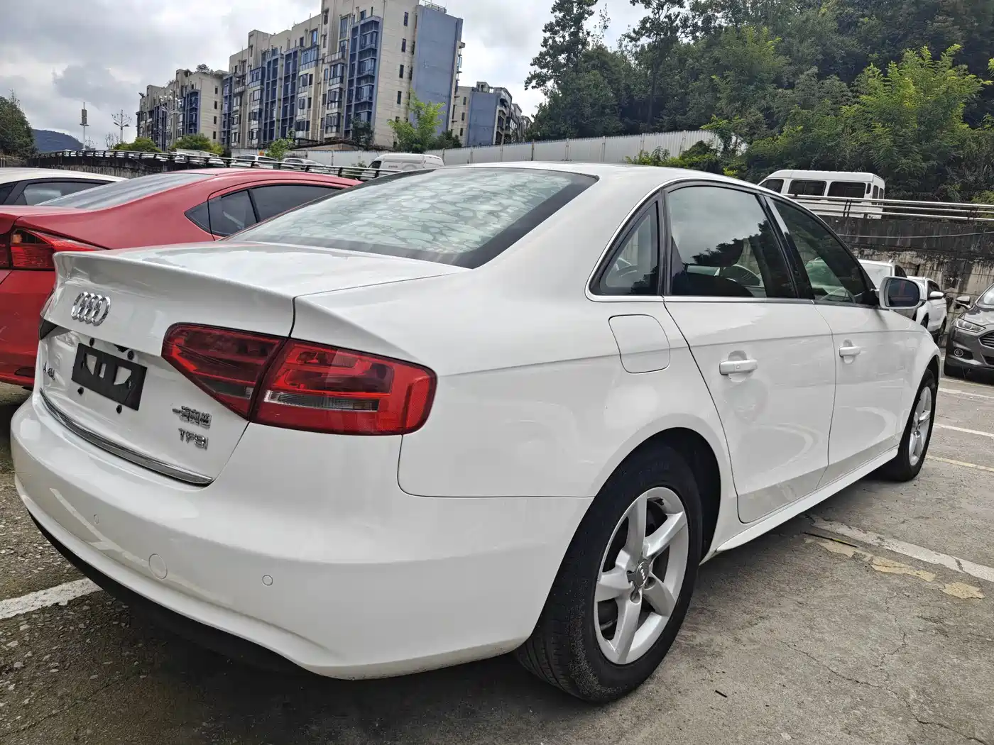Фото 7 - Audi A4L