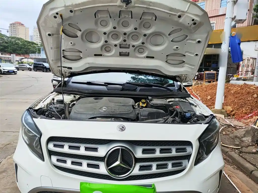 Mercedes-Benz GLA 2018 GLA 200 Dynamic фото 17