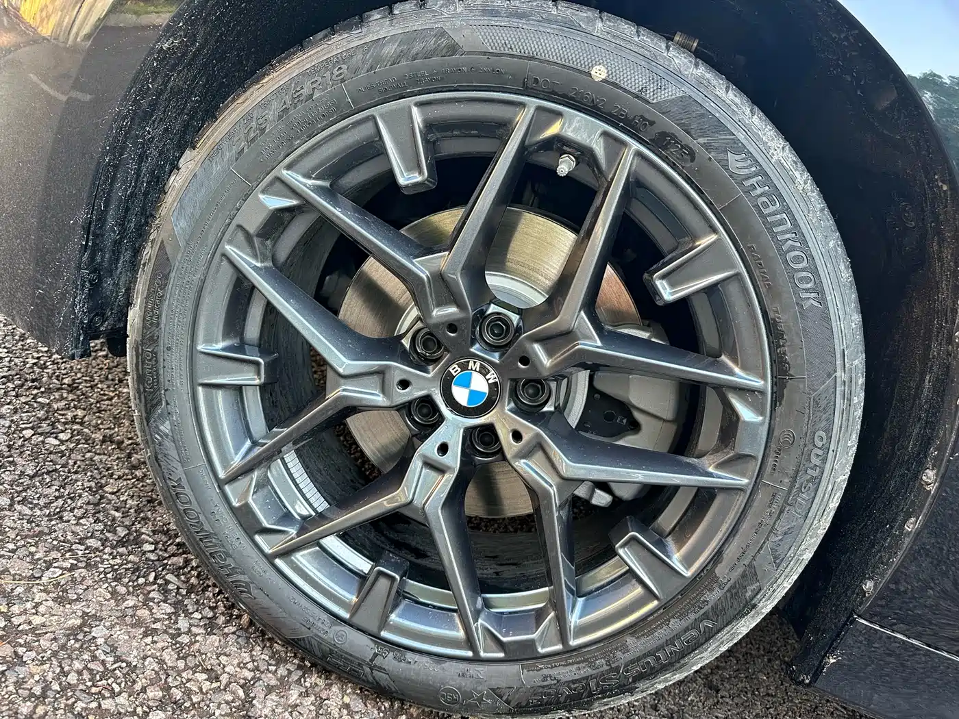 BMW 3 Series 2025 330Li M Sport Night Edition фото 12