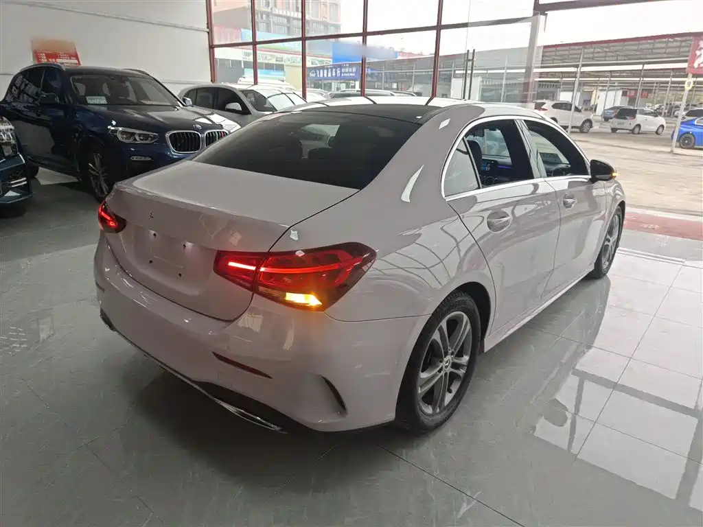 Mercedes-Benz A-Class 2021 Facelift A 180 L Sport Sedan фото 22