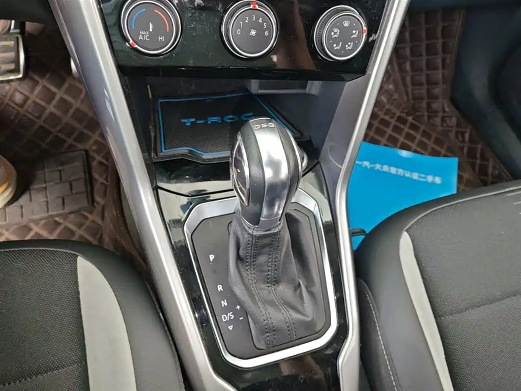 Volkswagen T-ROC 2020 280TSI DSG FWD Elite фото 14