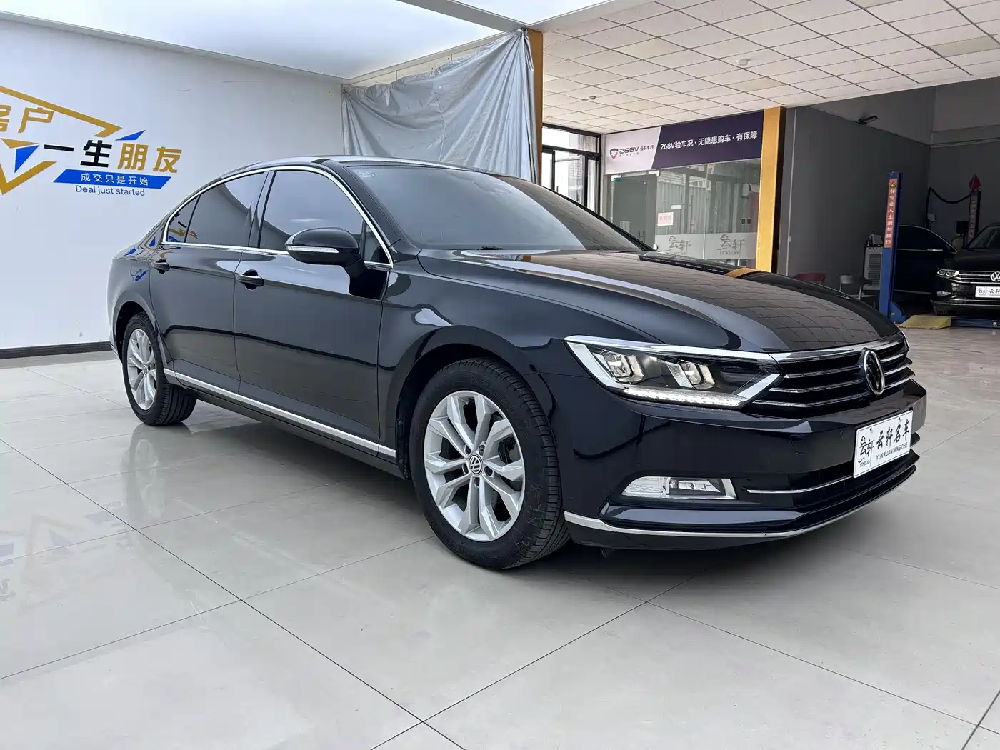 Volkswagen Magotan 2019 330TSI DSG Luxury Class China VI фото 3
