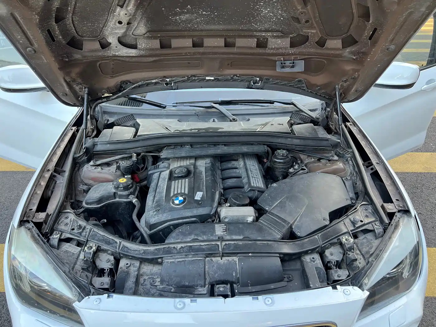 BMW X1 (Import) 2010 xDrive25i фото 16