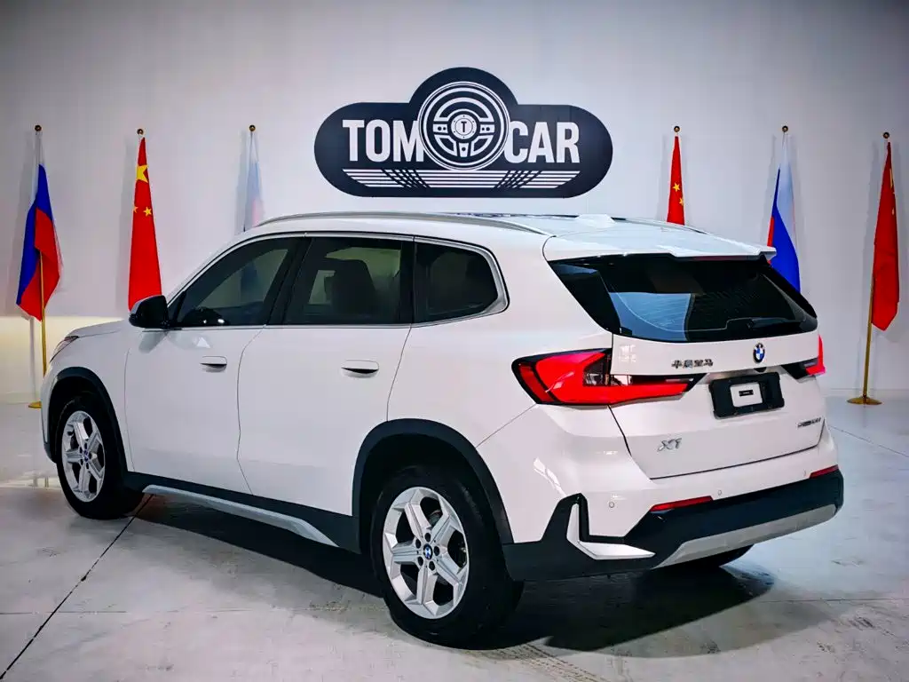 BMW X1 2024 2023 sDrive20Li X Design Package