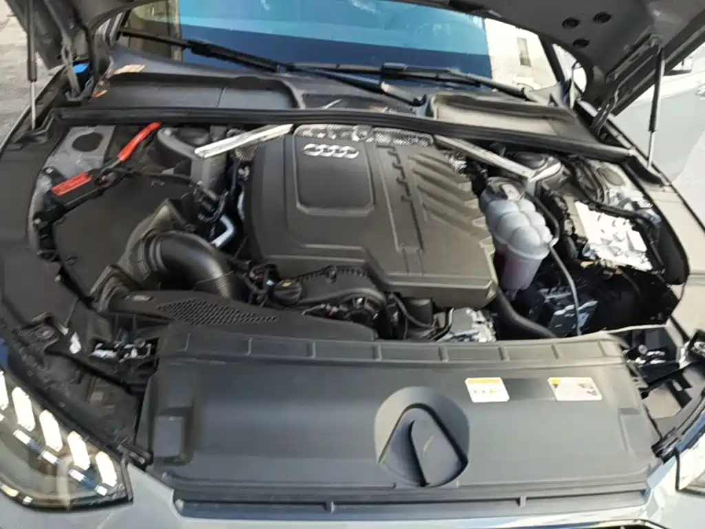 Audi A4L 2025 2024 45 TFSI quattro Premium Dynamic