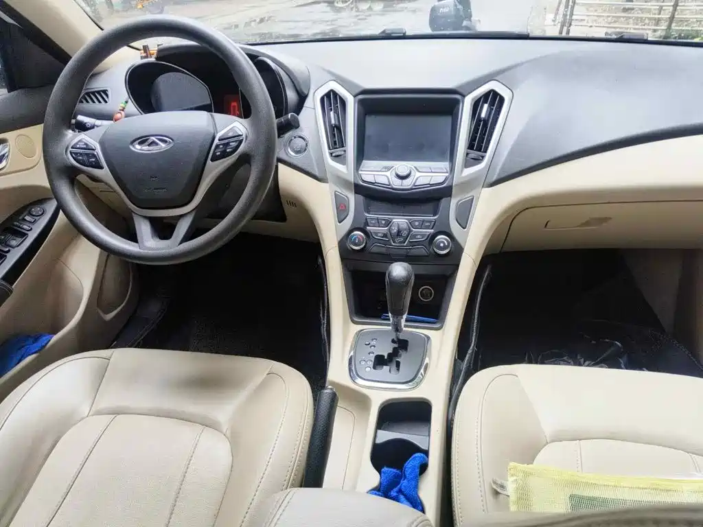 Chery Arrizo 7 2014 2013 1.6L CVT Stylish