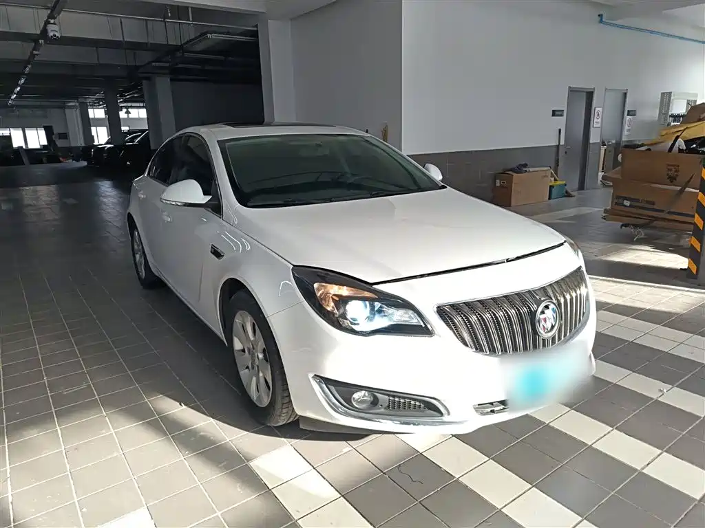Buick Regal 2015 1.6T Leading Tech Edition фото 4