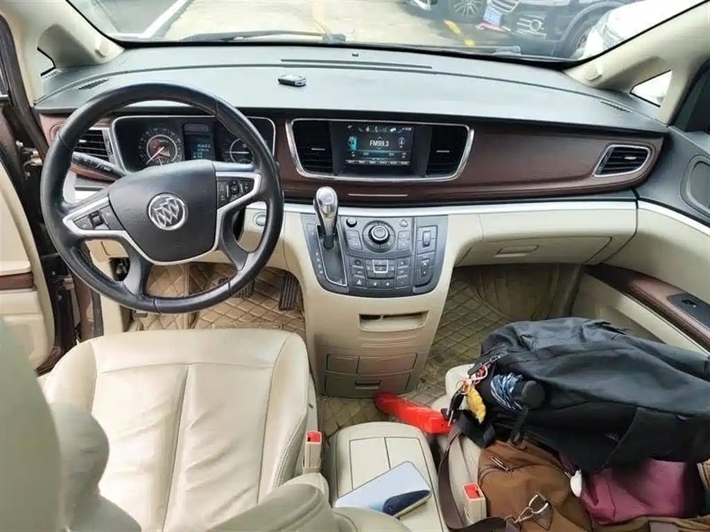 Buick GL8 2018 28T Luxury Model China VI фото 4