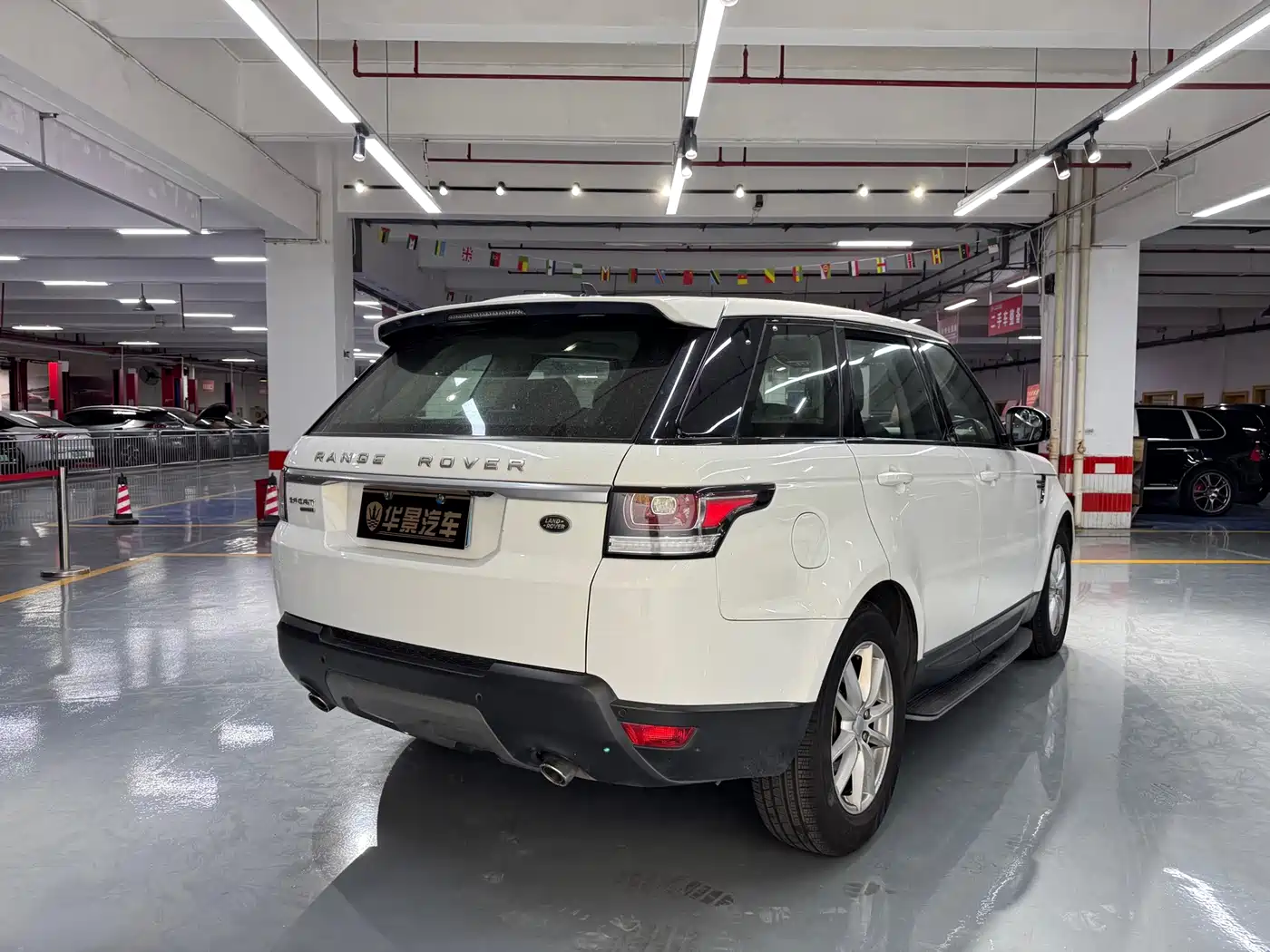 Фото 5 - Land Rover Range Rover Sport