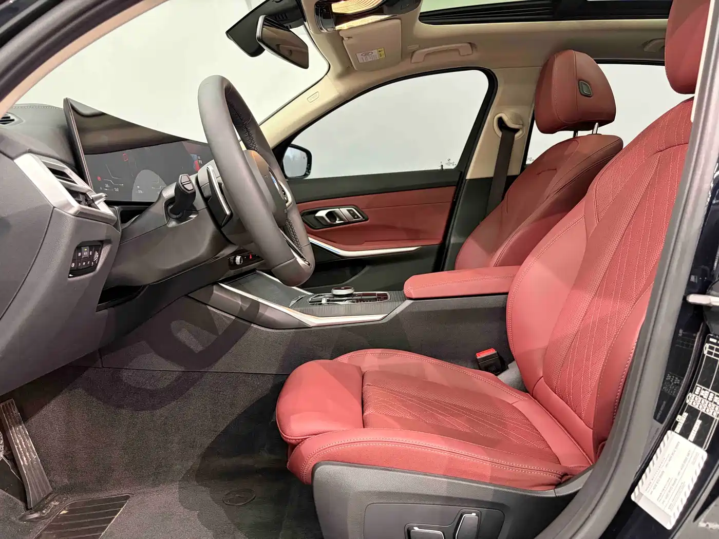 BMW 3 Series 2025 325Li M Sport Package фото 6