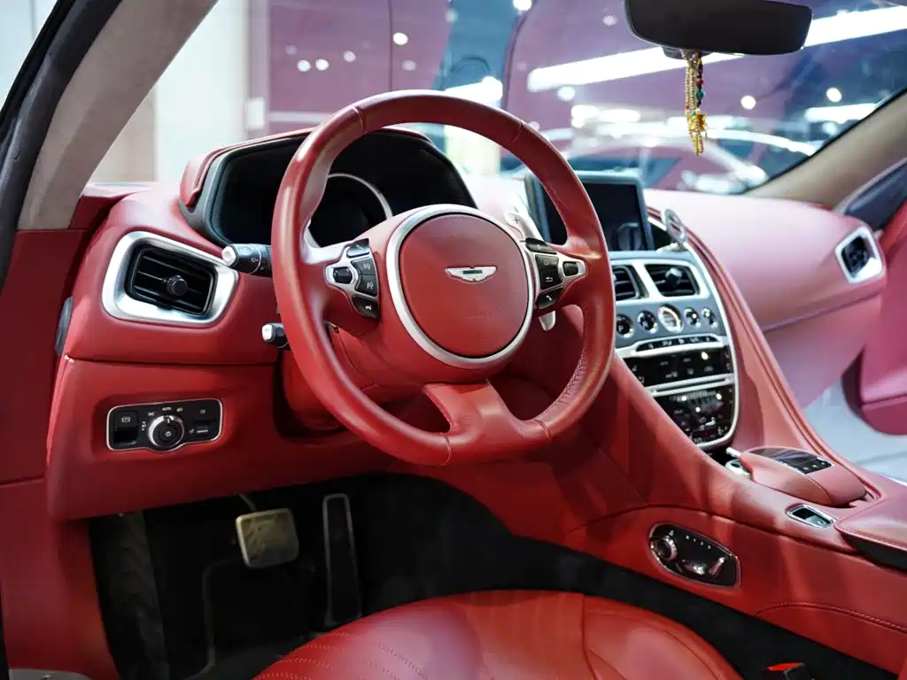 Aston Martin DB11 2022 2020 4.0T V8 Coupe
