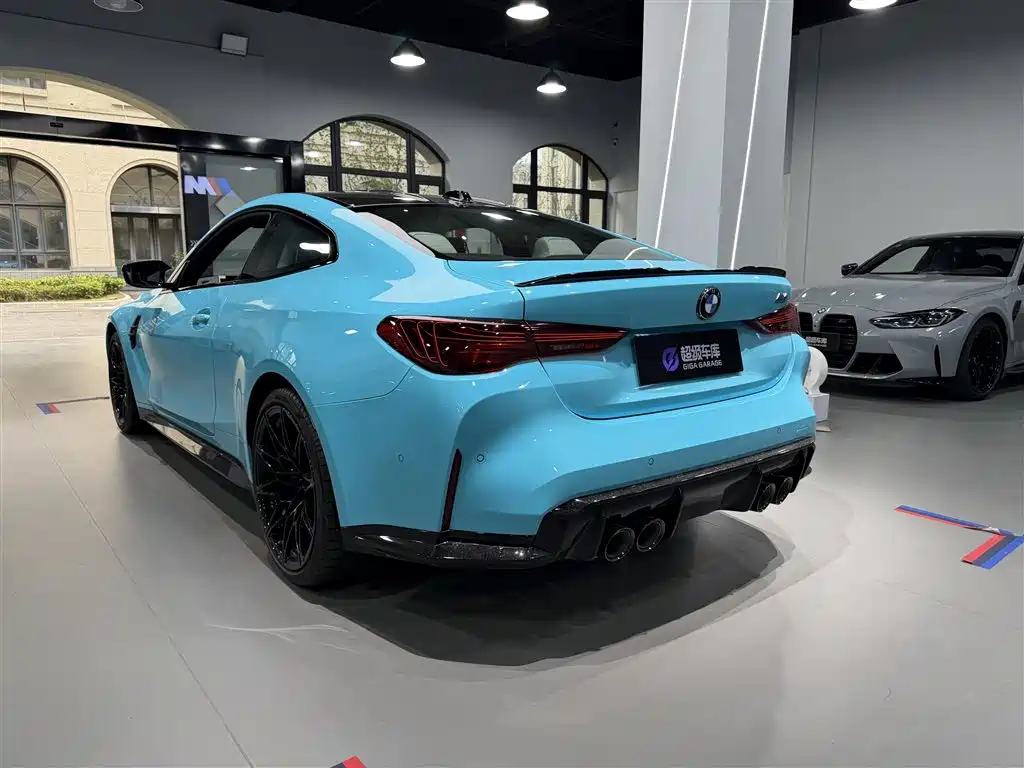 BMW M4