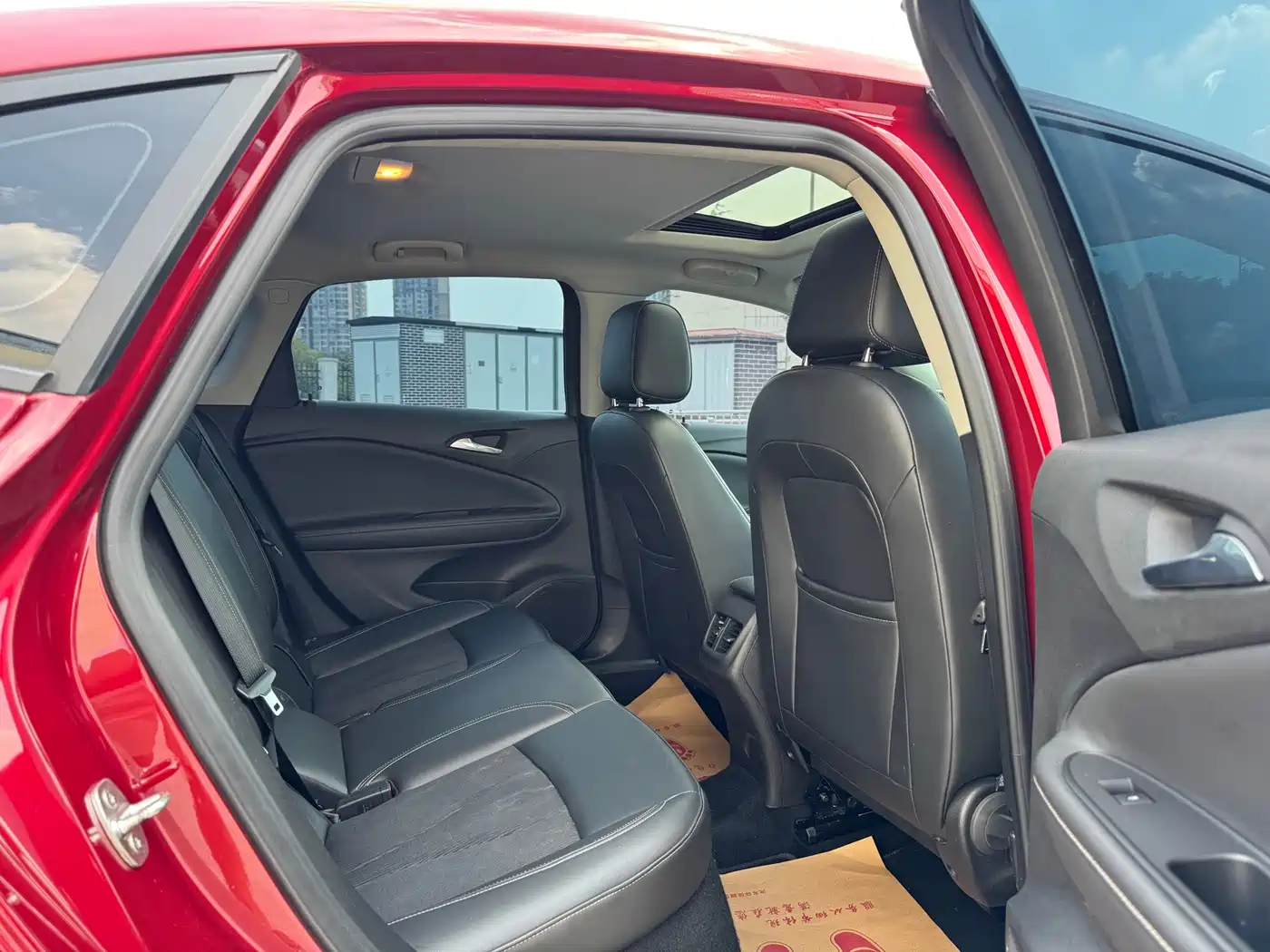 Photo 19 - Buick Verano