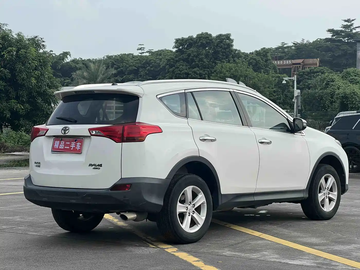 Фото 3 - Toyota RAV4