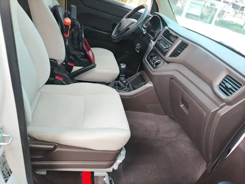 Wuling Motors Wuling Hongguang V 2024 2022 1.5L Power Enjoy Edition Electric Power Steering LAR