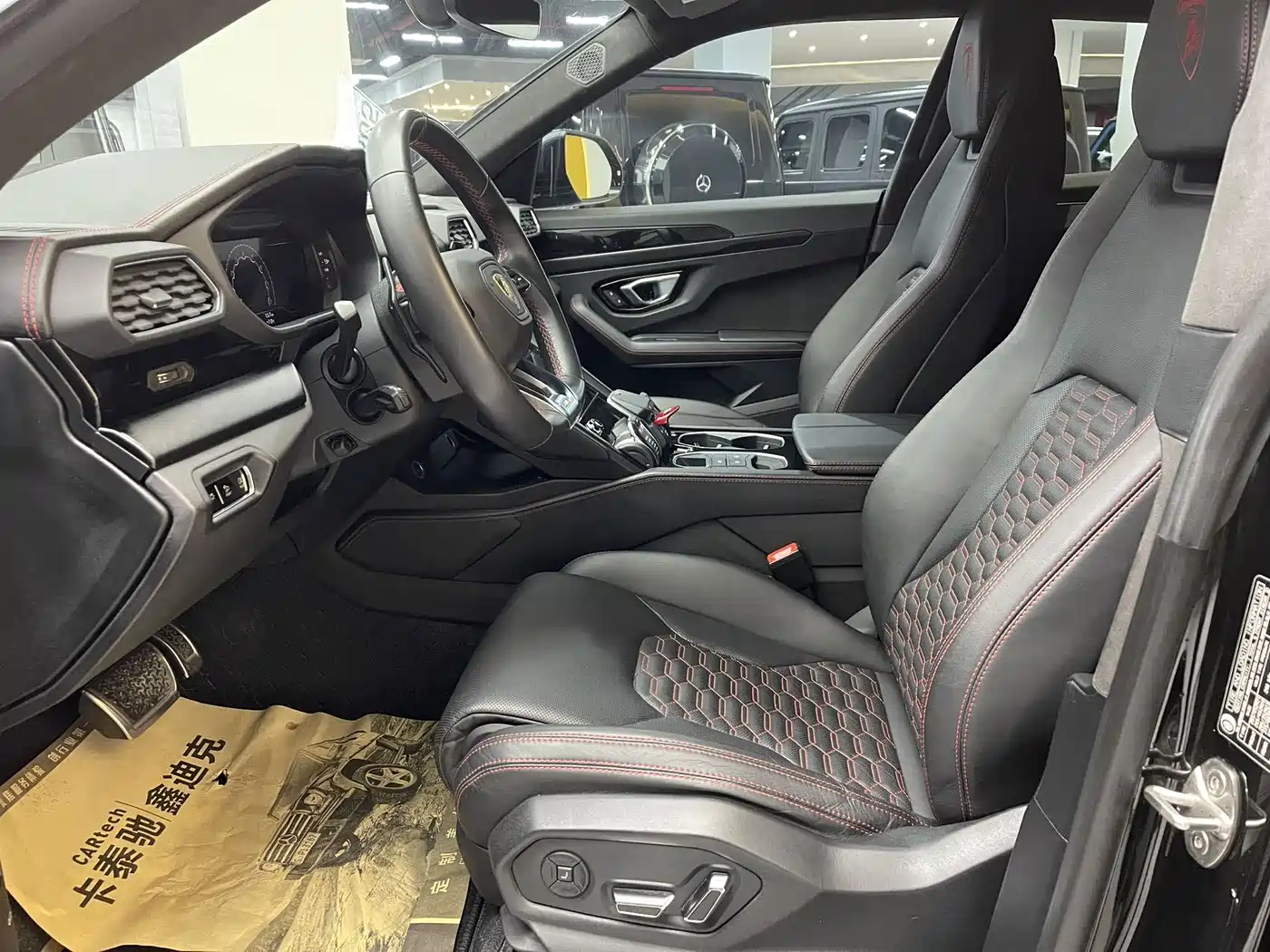 Lamborghini Urus 2021 4.0T V8 фото 10