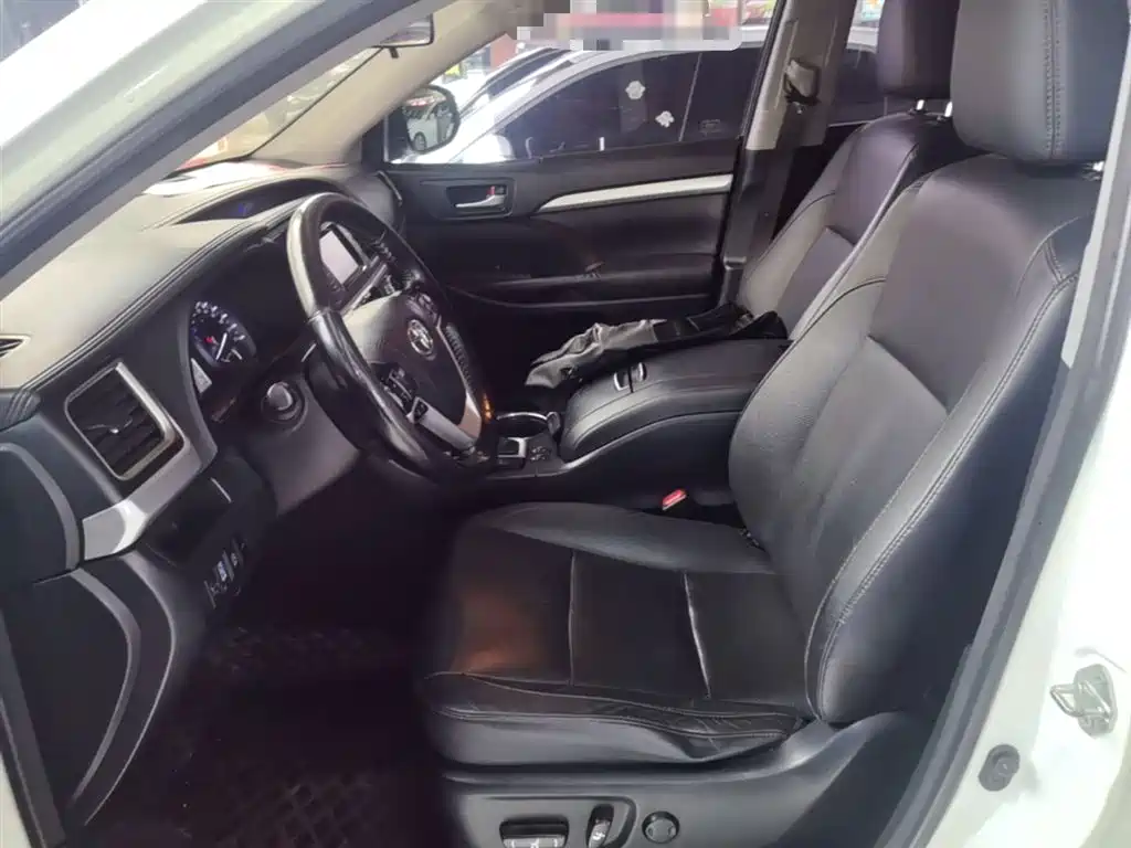 Toyota Highlander 2015 2.0T AWD Luxury Edition 7-seater фото 15