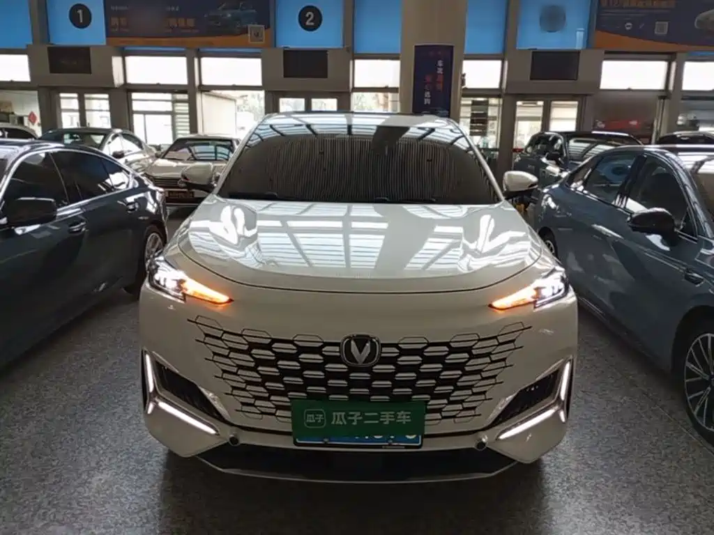 Changan UNI-K 2025 2024 2.0T FWD Premium