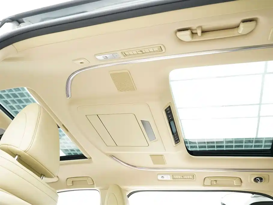Toyota Alphard 2015 3.5L Premium Edition фото 16
