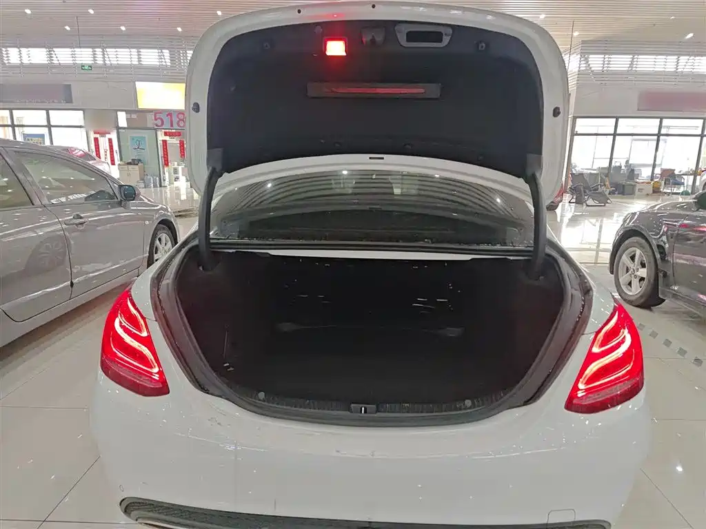 Mercedes-Benz C-Class 2018 C 180 L Fashion Sport Edition фото 9