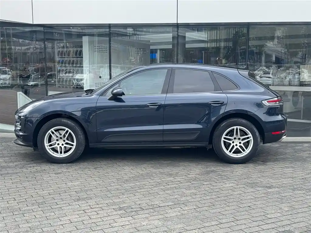 Porsche Macan 2020 Macan 2.0T фото 2