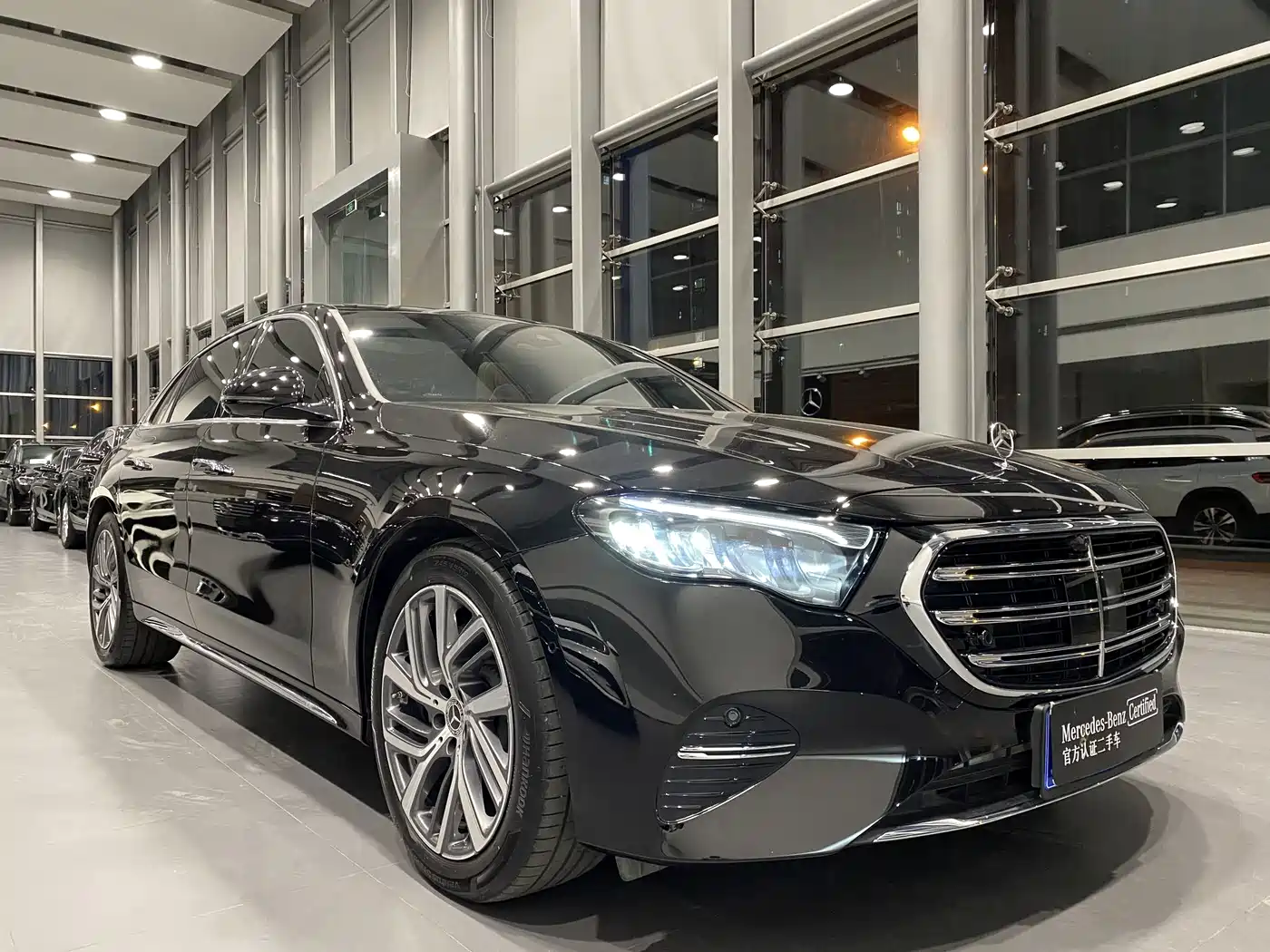MERCEDES-BENZ E-CLASS