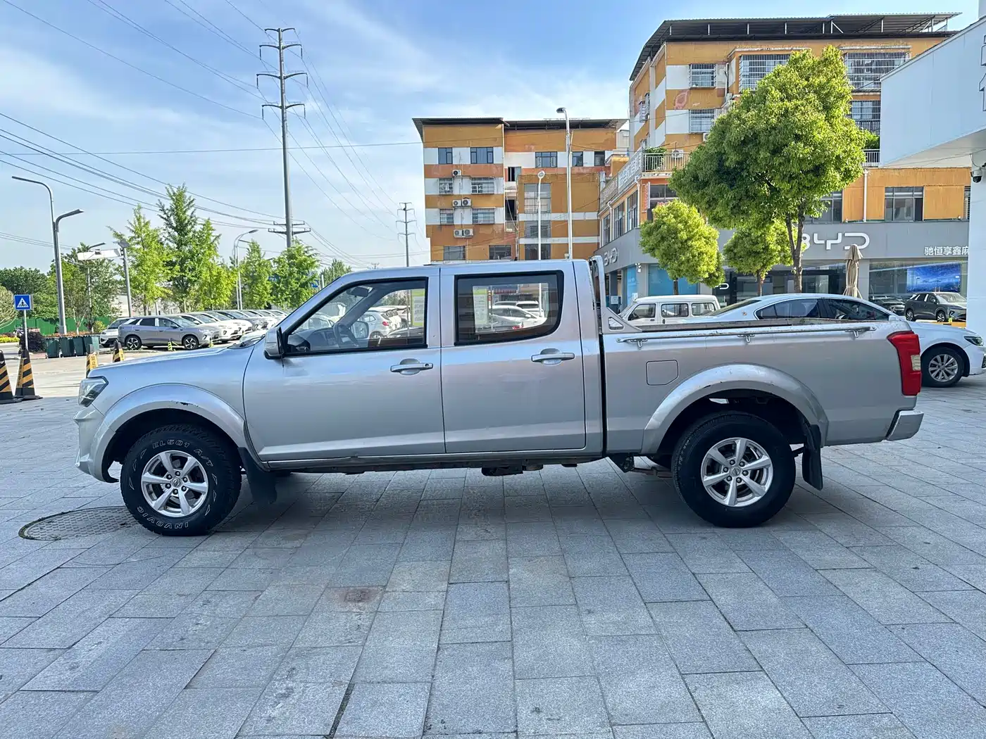 Dongfeng Ruiqi 2022 2021 2.4T Diesel 2WD Startup Edition Long Cargo Box YCY24165-61