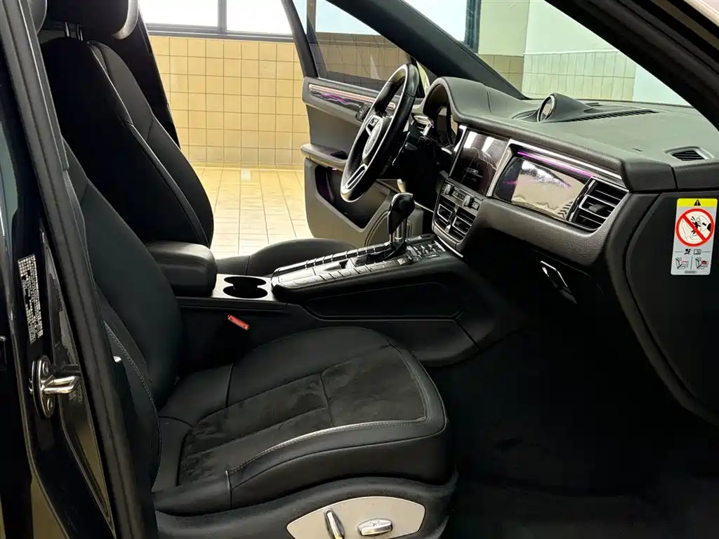 Фото 10 - Porsche Macan