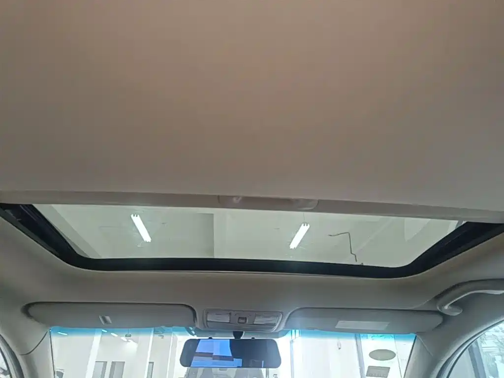 Kia K2 2015 Sedan 1.6L AT Premium фото 18