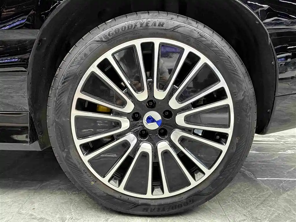 Denza N8L 2026 2025 Standard