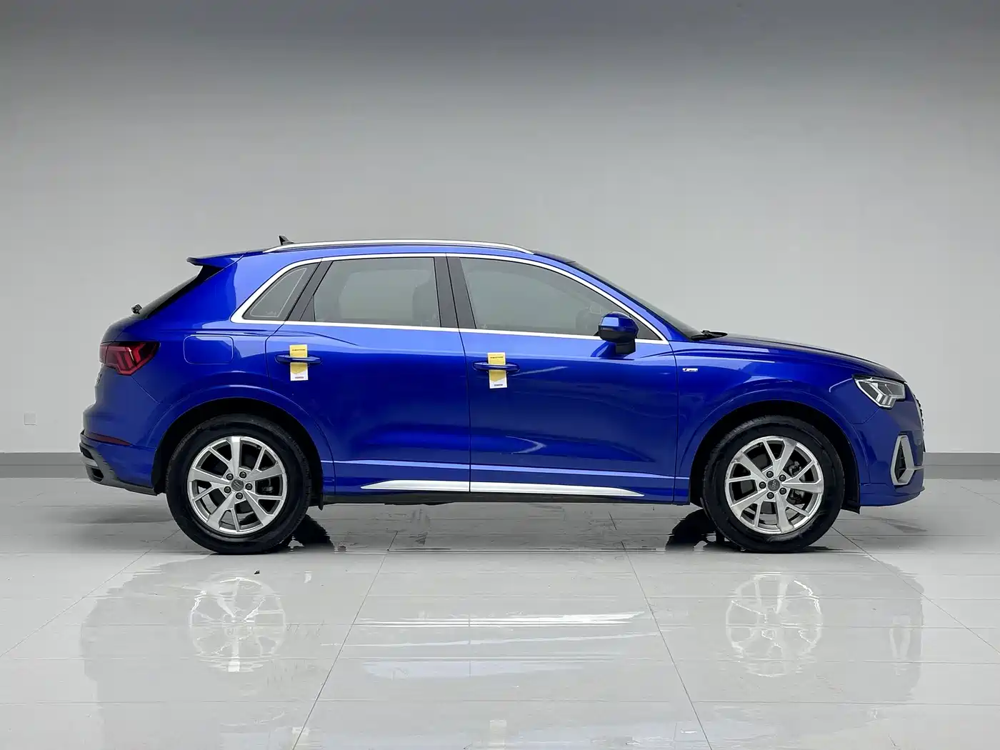 Photo 4 - Audi Q3
