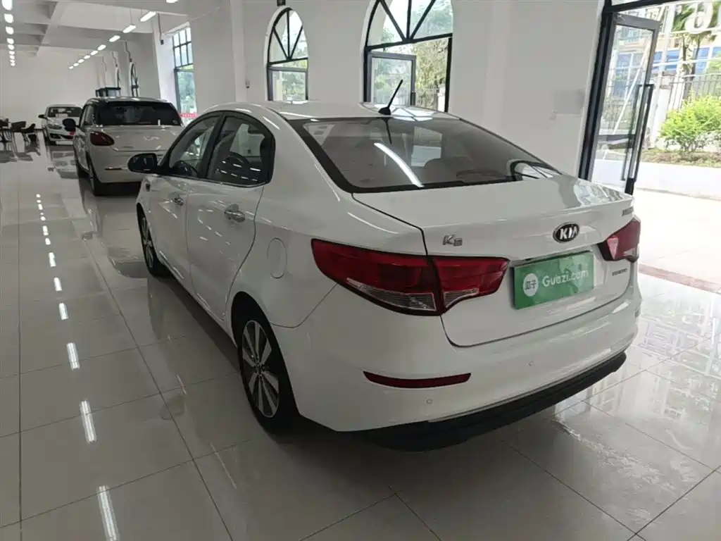 Kia K2 2015 Sedan 1.6L AT Premium фото 5