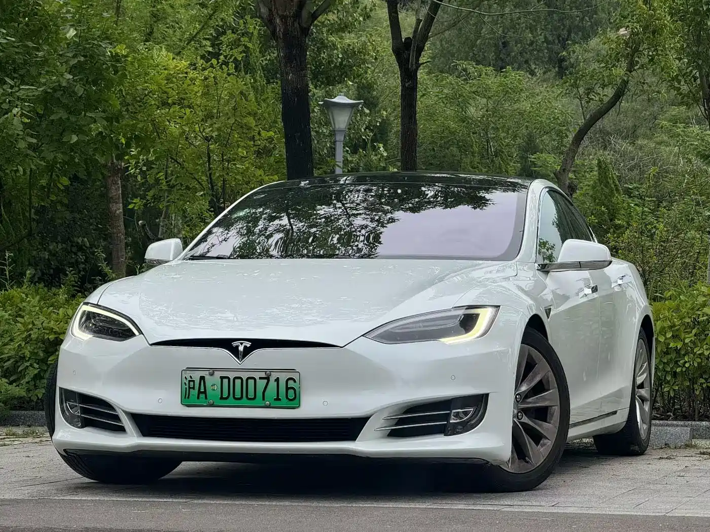 Tesla Model S 2016 2016 Model S 75D