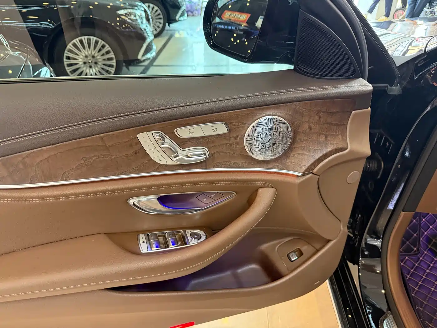 Mercedes-Benz E-Class 2020 E 300 L Luxury Model фото 10