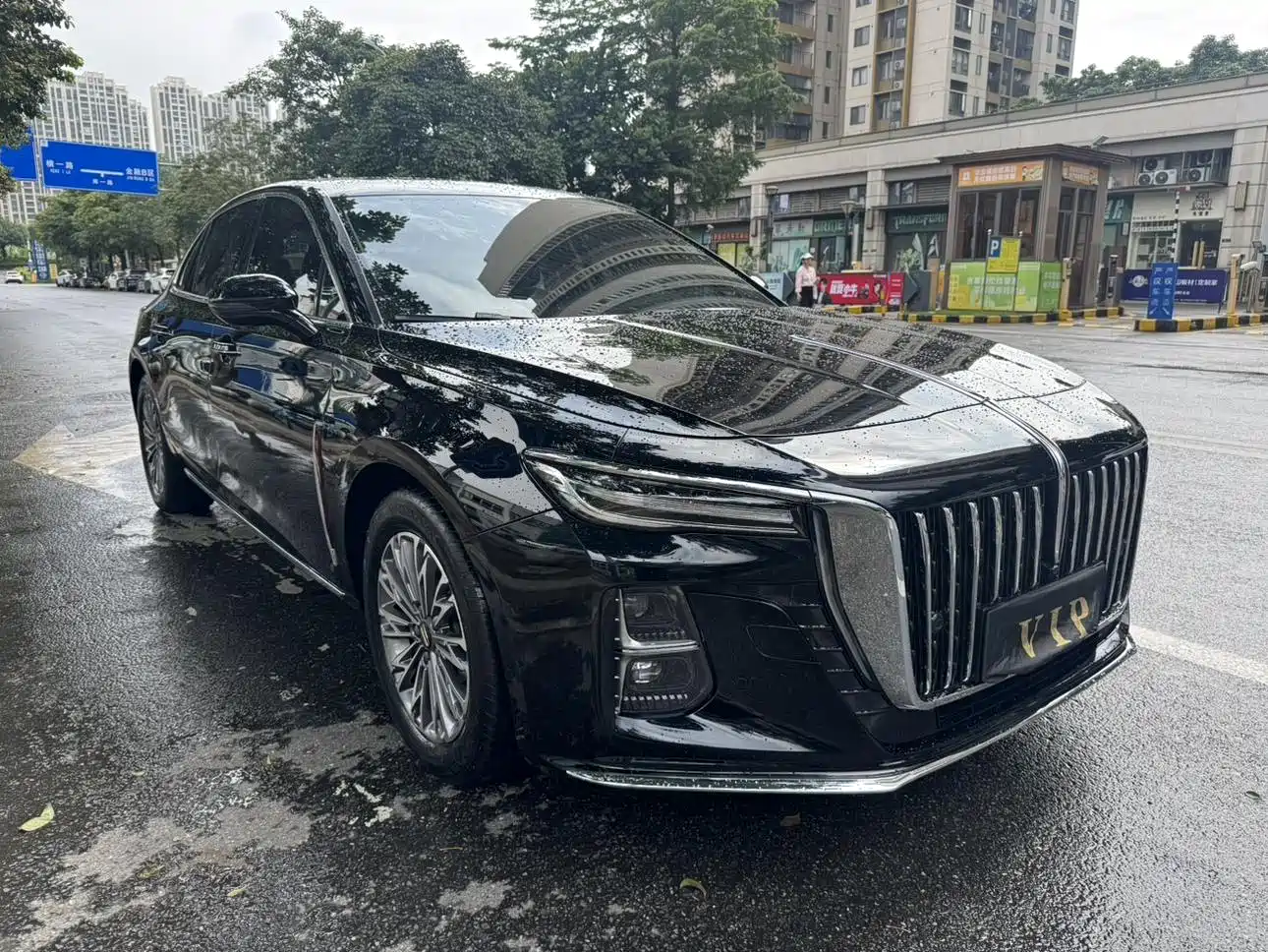 Hongqi H5 2024 1.5T DCT Smart Connect Flag Rhythm Edition фото 3