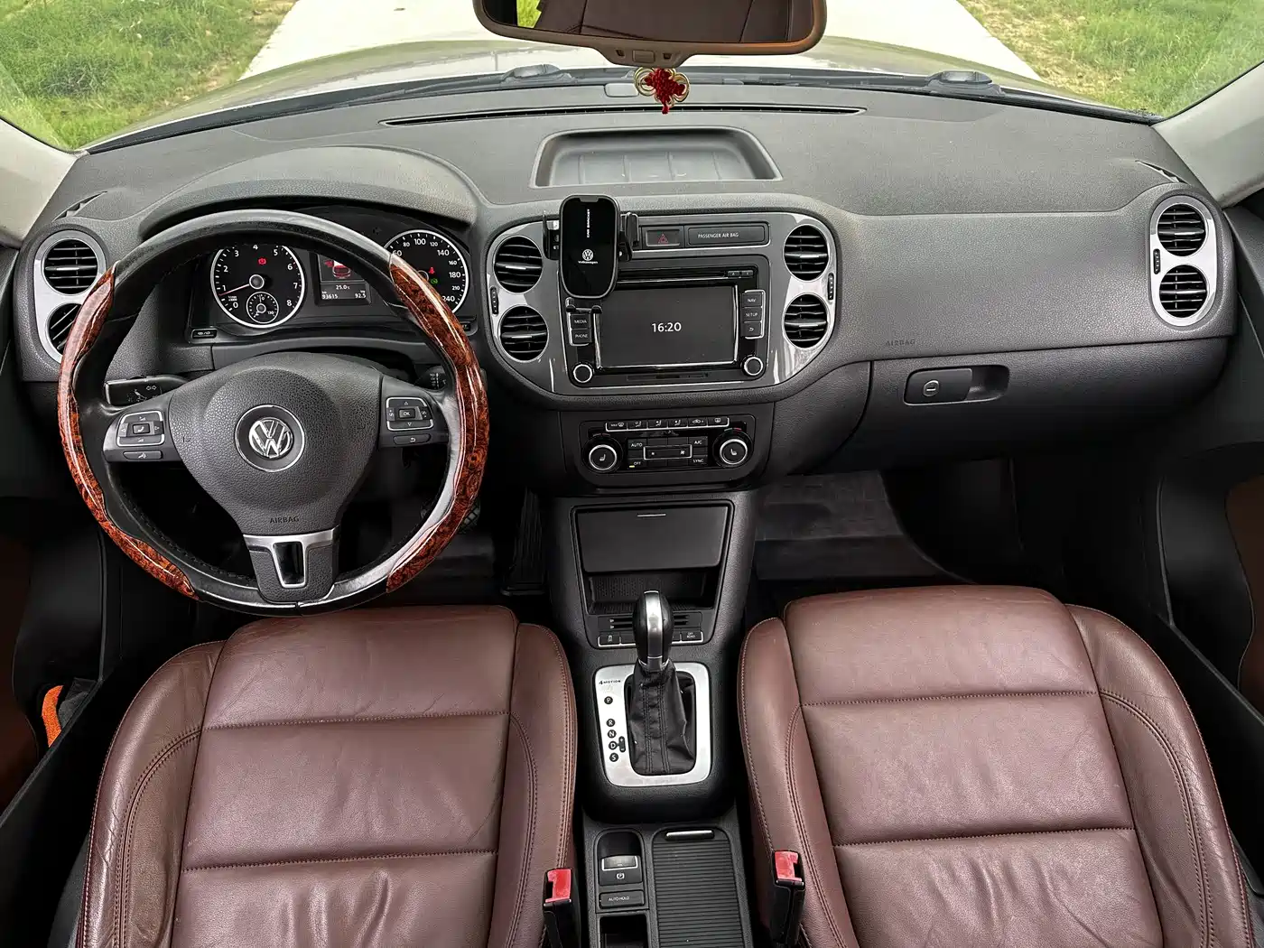 Volkswagen Tiguan 2015 2.0TSI Comfort Edition фото 19
