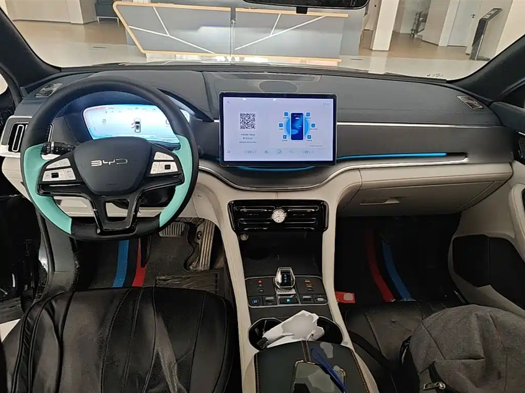 BYD Song PLUS PHEV 2024 Glory Edition DM-i 110km Flagship фото 10