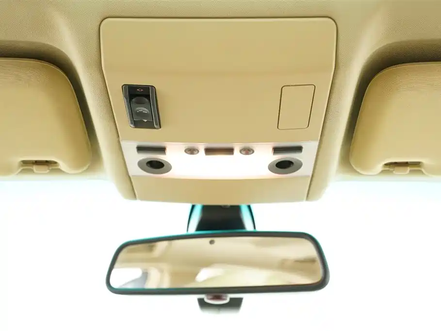 BMW 7 Series 2008 Model 730Li Leading фото 23