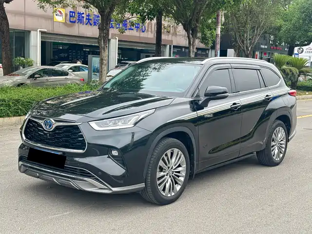Toyota Highlander 2022 Dual Engine 2.5L 4WD Supreme Edition 7-Seater